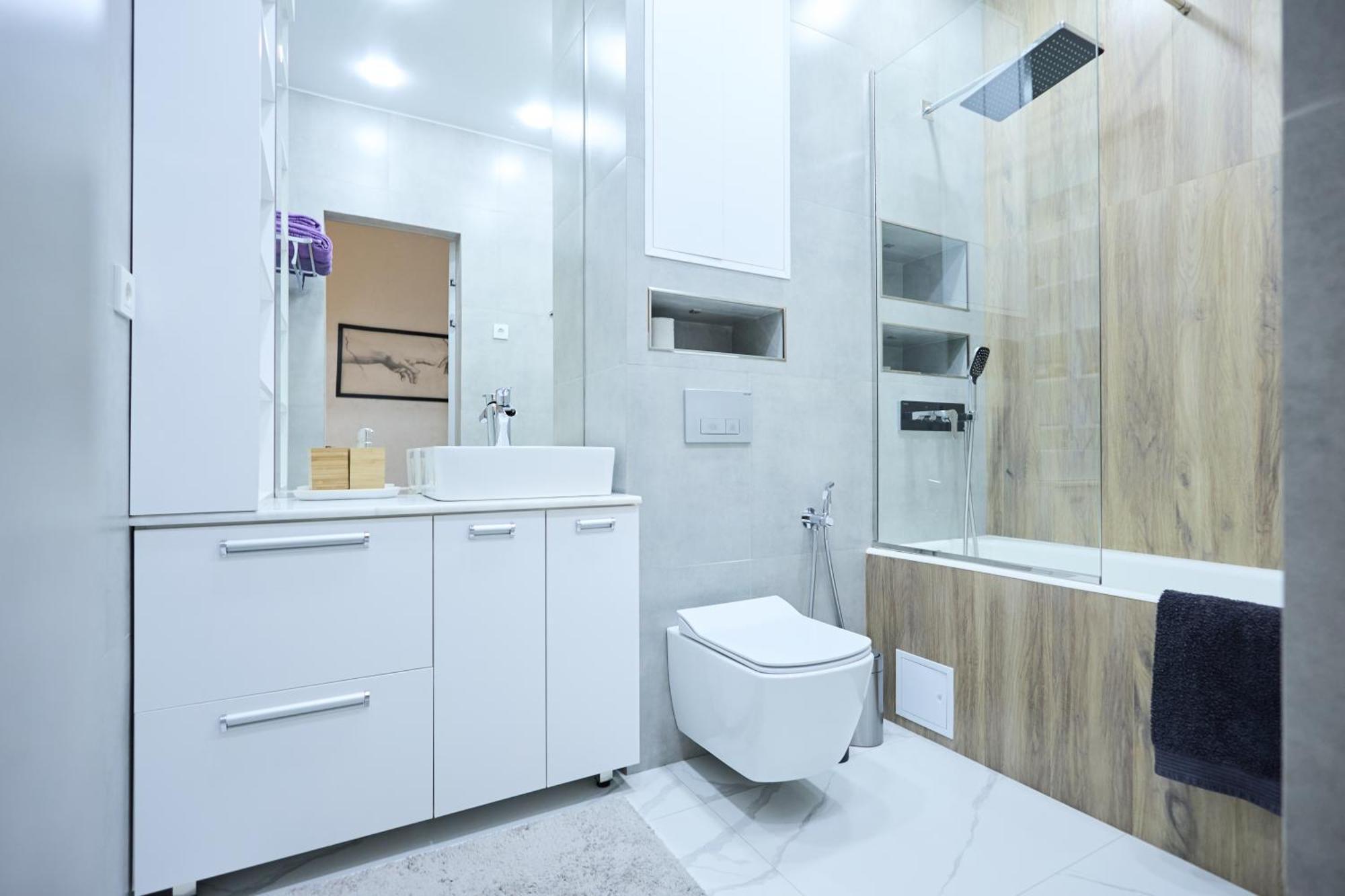 Lovely 1-Bedroom Rental Unit In Downtown Dushanbe Exterior foto